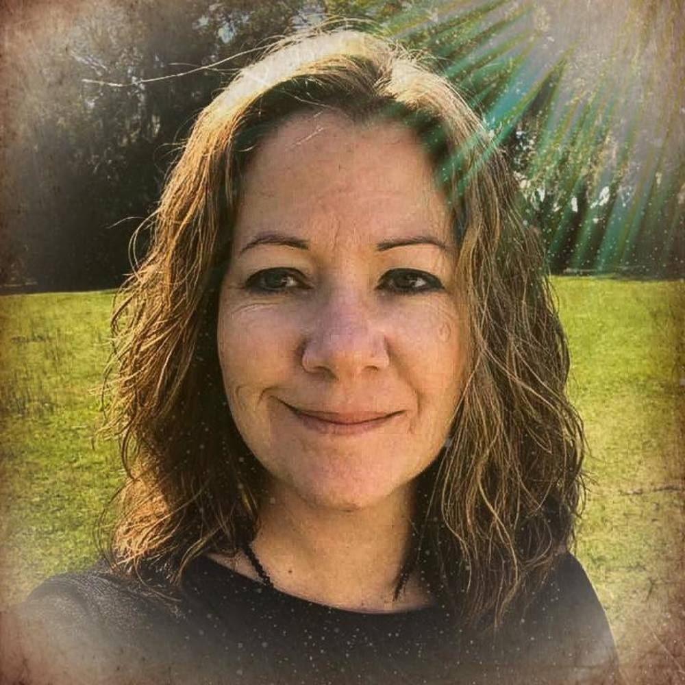 Meet your Posher, Celena